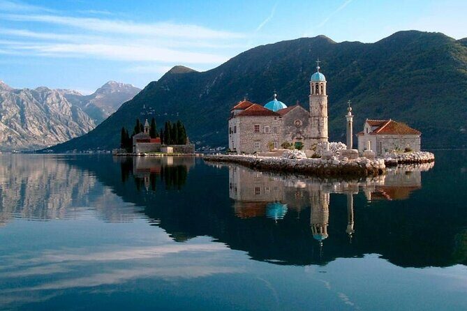 Blue Cave and Lady of the Rocks 3 Hour Tour - Stop 1: Our Lady of the Rocks and the 1630 church visit (20 minutes)