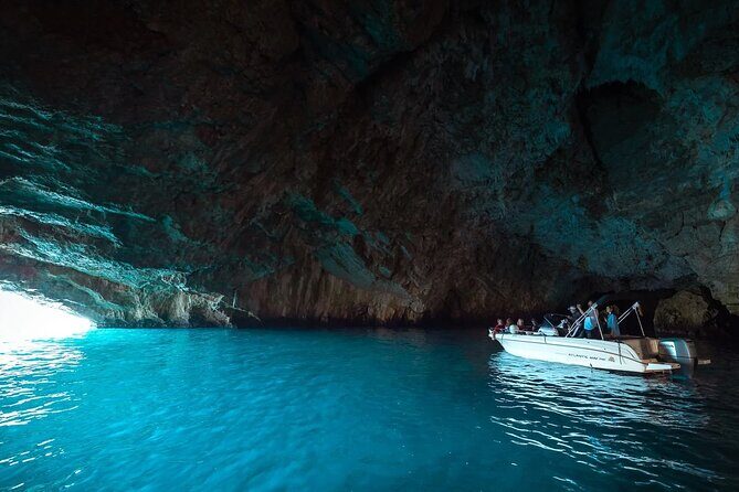 Blue Cave and Our Lady of the Rocks - 3h Private Speedboat Tour - Herceg Novi stretch: moving toward the open sea