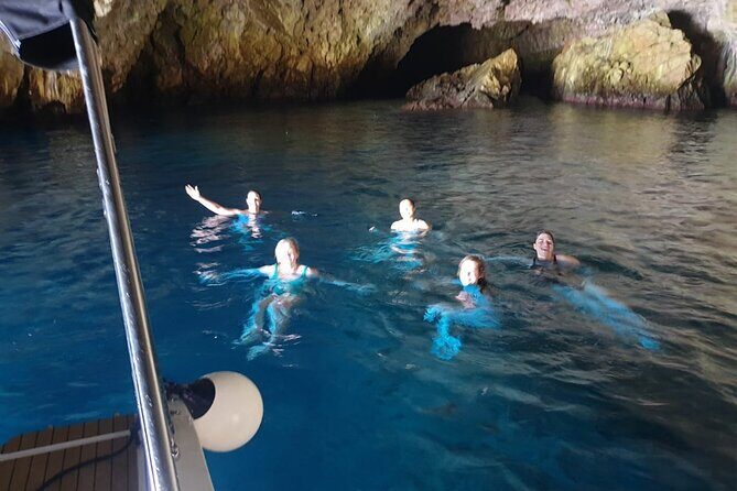 Blue Cave, Lady of Rocks , Perast and Mamula Speedboattour MW - Safety and the Blue Cave swim: what to plan for