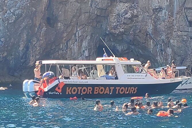 Blue Cave tour and lunch at the local Restaurant, all inclusive - 5h duration - Why a private Blue Cave boat day from Kotor is worth it