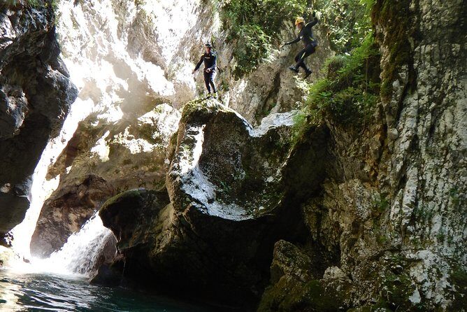 Canyoning in Nevidio Canyon - FAQ