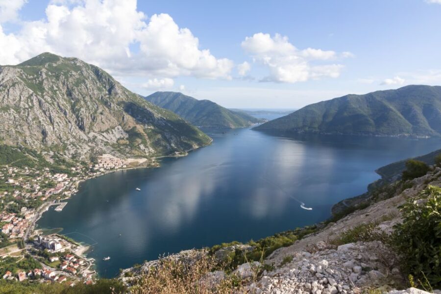 Dubrovnik: Montenegro Day Trip by Bus and Boat - Our Lady of the Rocks: the 17th-century church and Tripo Kokolja murals