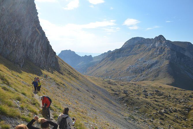 Durmitor – Bobotov kuk (2.523m) Hiking Tour - The Sedlo climb: what 12 km and 820 m feels like in real life