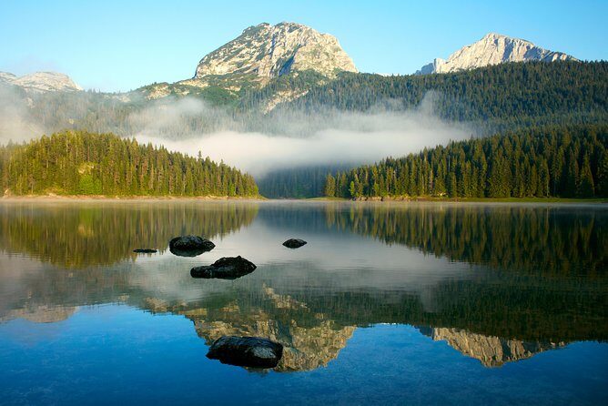 Durmitor National Park hiking tour - easy to moderate - Black Lake at Crno Jezero: The Big First Impression