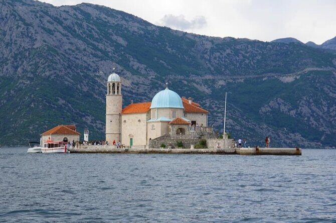 Enjoy Private Transfers by Car or Van from Podgorica Airport to Budva or Becici - The Drive to Budva or Bečići: Timing, Scenic Stops, and Realistic Expectations