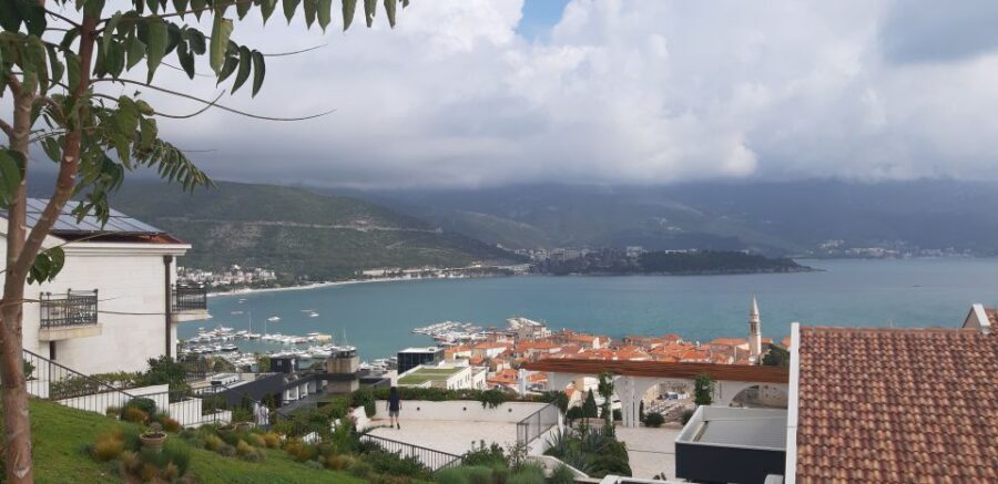 From Dubrovnik: Perast, Kotor & Budva Small-Group Day Trip - Kotor Around 10:00: Old Town Lanes and the 4-km City Walls Story