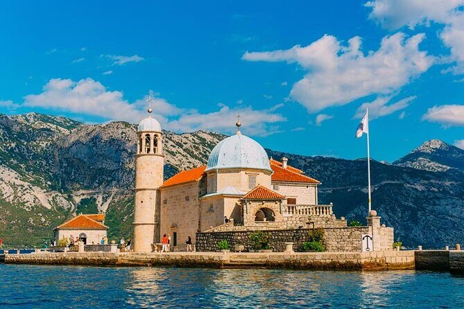 Kotor: Blue Cave, Submarine Base and Lady of the Rocks Tour - Guides, Music, and Safety: The Little Things That Improve the Day
