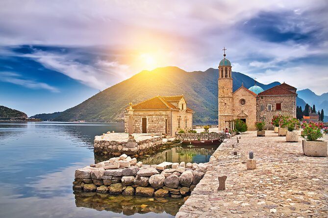 Kotor Fast-Track: Perast Old Town & Our Lady of the Rocks - Quick Packing List That Actually Helps