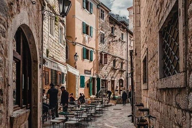 Kotor Old Town Small-Group Walking Tour - Stop 2: Sea Gate Photos and Fast Orientation