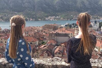 Kotor Old Town Walking Tour - Start at the Sea Gate: Your Bearings in the Walls