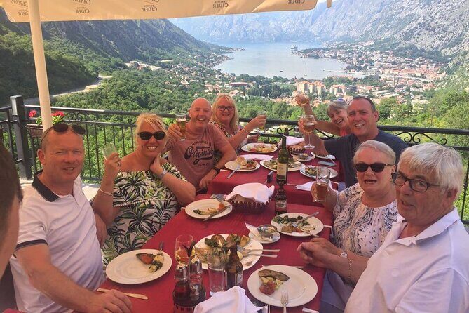 Kotor-Perast Private Tour - Including Traditional Lunch and Wine - Perast’s Baroque palaces: a small town with big presence