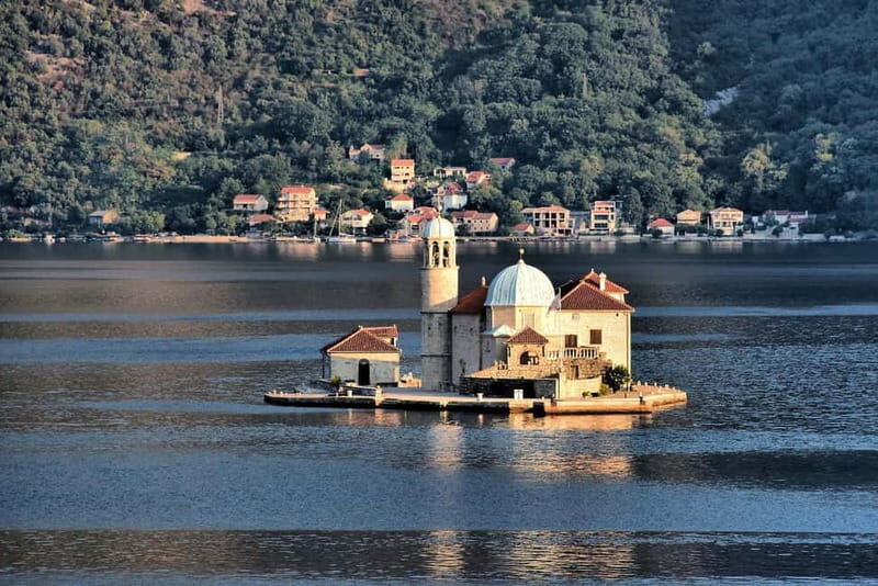 Montenegro Day Trip & Kotor Bay Short Boat Cruise - Perast: baroque streets, waterfront views, and what 50 minutes really buys