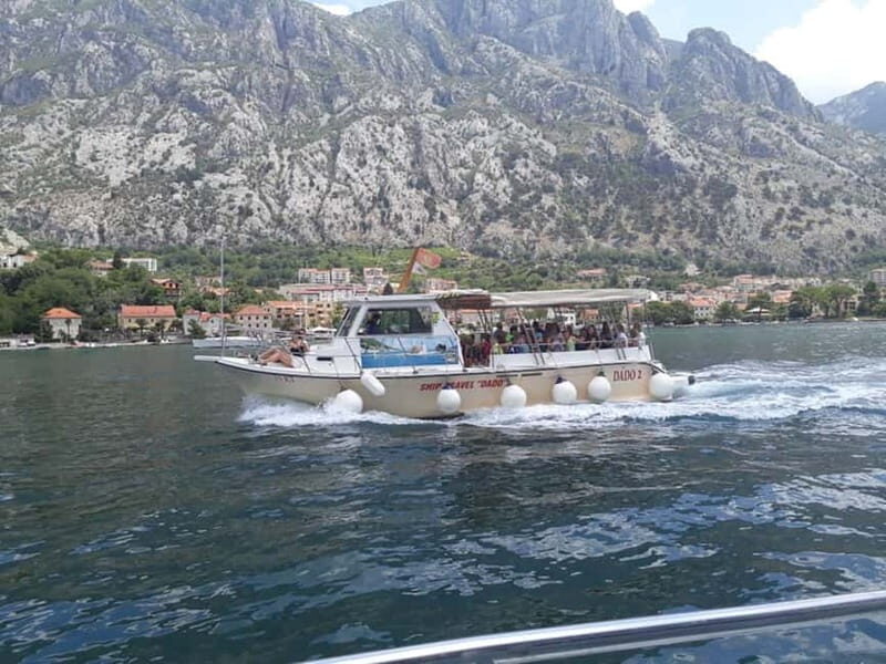 Montenegro Day Trip & Kotor Bay Short Boat Cruise - The bus ride back: stay comfortable, but expect the border again