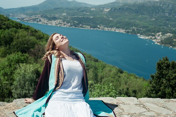 Olive oil farm to fork experience & short walking tour of Kotor - Homemade Lunch and Local Drinks with the Family