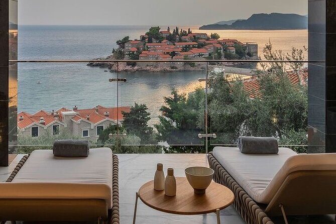 Private Guided Tour in Budva Sveti Stefan - Milocer and the Queen’s Park road: a calmer return drive