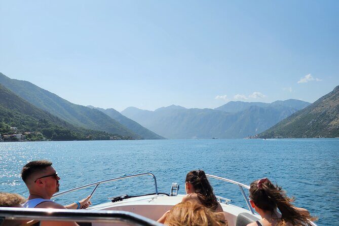 Private tour Perast and Our Lady of the Rocks 1.5h - Panoramic ride through the bay: the part you feel instantly