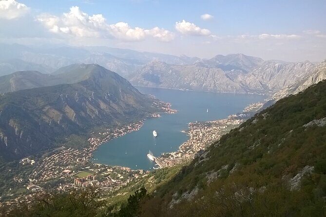 Private Tour- Skadar lake NP, Cetinje, Lovćen NP - The beauty of old Montenegro - Podgorica to Skadar Lake National Park: the Crnojević meanders viewpoint