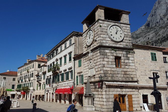 Private Walking tour with Wine and Food - Old Town start at Sea Gate: the easiest “first win”