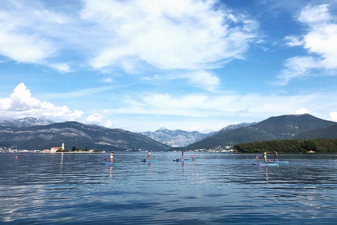 Stand-Up-Paddle Board at Bay of Kotor from Tivat or Kotor - Equipment, life jackets, and handling phones the smart way