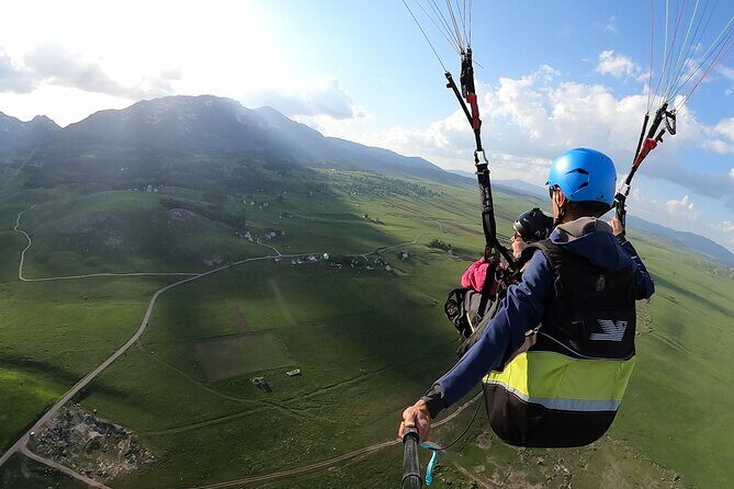 Tandem Paragliding in Durmitor National Park - From the monument meeting point to your preflight moment